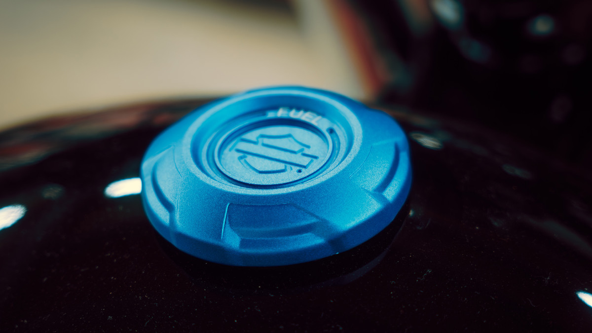 Redline collection accessories in Harley-Davidson anodized blue- close up 2
