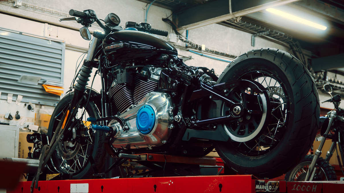 Inside the Harley-Davidson Macadam Moto workshop, Montpellier. Build in progress- full shot